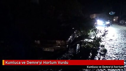 Kumluca ve Demre'yi Hortum Vurdu