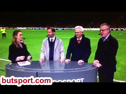 Les Suédois détruisent un plateau de télévision dans l'euphorie de leur qualification au Mondial