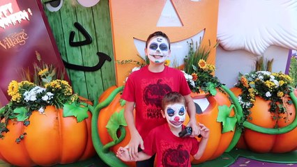 VLOG - HALLOWEEN À DISNEYLAND PARIS - Méchamment Drôles !