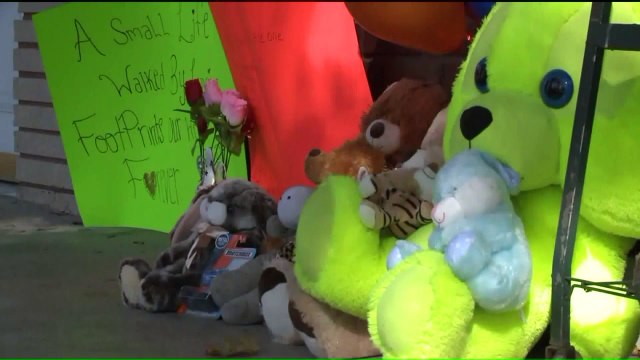 Father, Stepmother Accused of Starving Boy to Death Plead Not Guilty