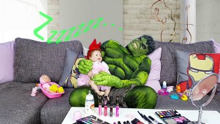 Bad Daddy with Tantrum and Crying Little Babies Learn Colors with Lipstick Finger Family s