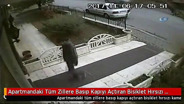 Apartmandaki Tüm Zillere Basıp Kapıyı Açtıran Bisiklet Hırsızı Kamerada