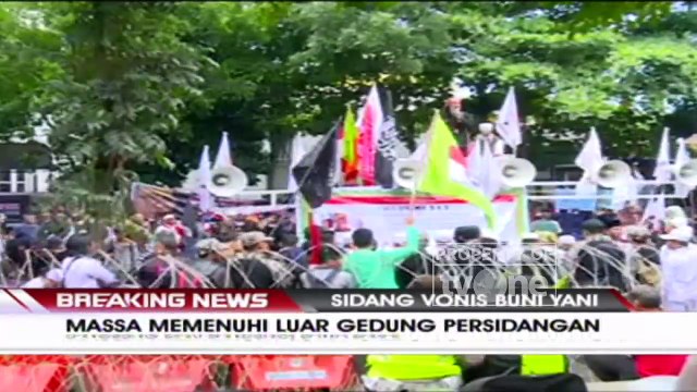 Massa Memenuhi Sidang Buni Yani, Polisi Lakukan Pengamanan Berlapis