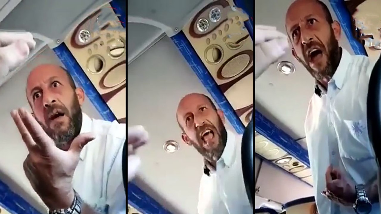 Un chauffeur de bus hurle et crache sur un enfant de 10ans