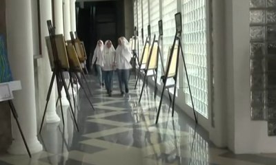 Kenalkan Tradisi Batik Melalui Pameran Lukisan