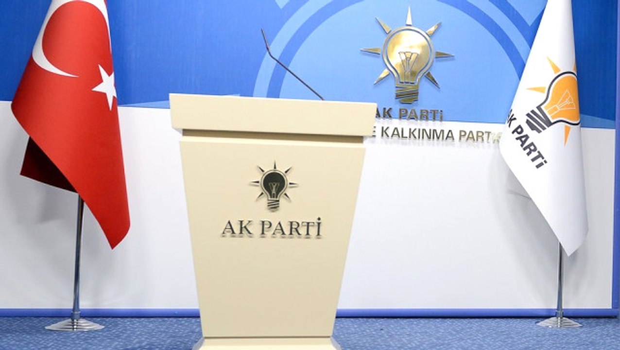 AK Parti Grup Yönetimi ve Meclis Başkanlıklarında Değişiklik Yok