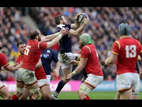 Tommy Seymour's brilliant overhead catch and pass in mid-air | RBS 6 Nations