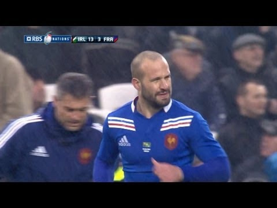 Michalak  Penalty Miss on half-time, Ireland v France 09 March 2013