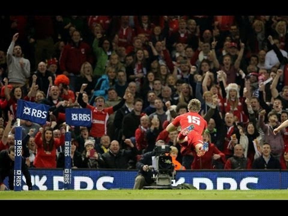 Liam Williams dives over for his 1st Try for Wales - Wales v Scotland 15th March 2014