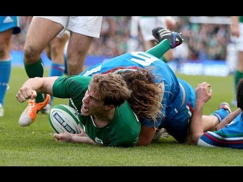 Andrew Trimble Try after great handling from Brian O'Driscoll - Ireland v Italy 8th March 2014
