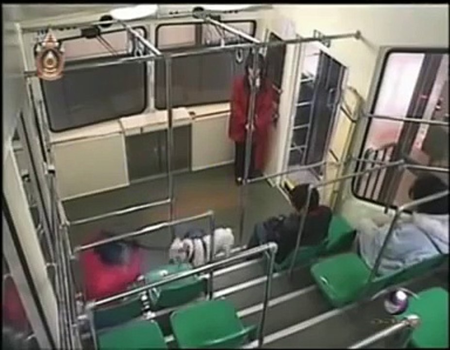 ขำกลิ้งลิงกับหมา EP.10 ตอนขึ้นรถลงเรือไปซื้อของฝาก