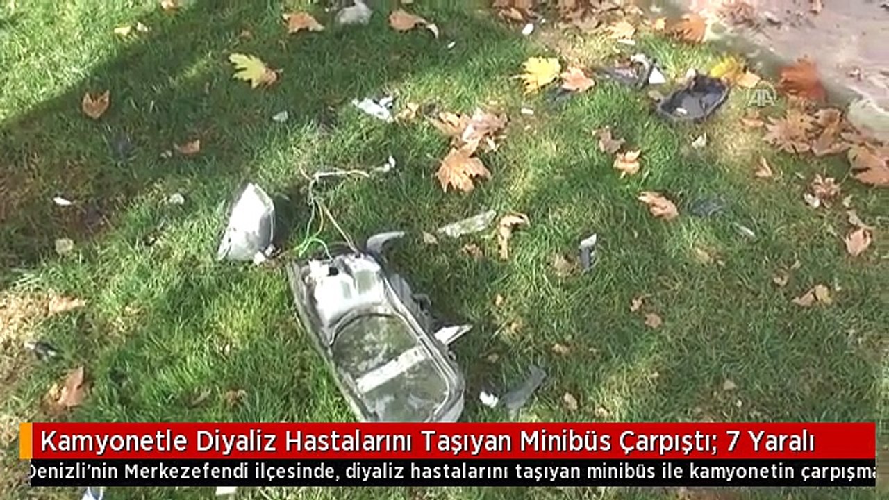 Kamyonetle Diyaliz Hastalarını Taşıyan Minibüs Çarpıştı: 7 Yaralı