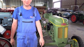 Коллекция тракторов в музее раритетной сельскохозяйственной техники компании Бизон