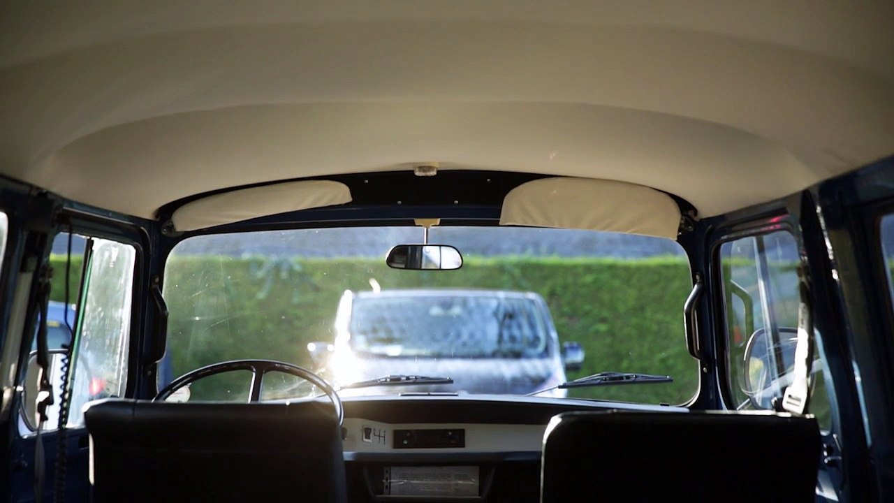 2017 Renault, over a century of expertise in LCV renault Estafette et Renault Spaceclass