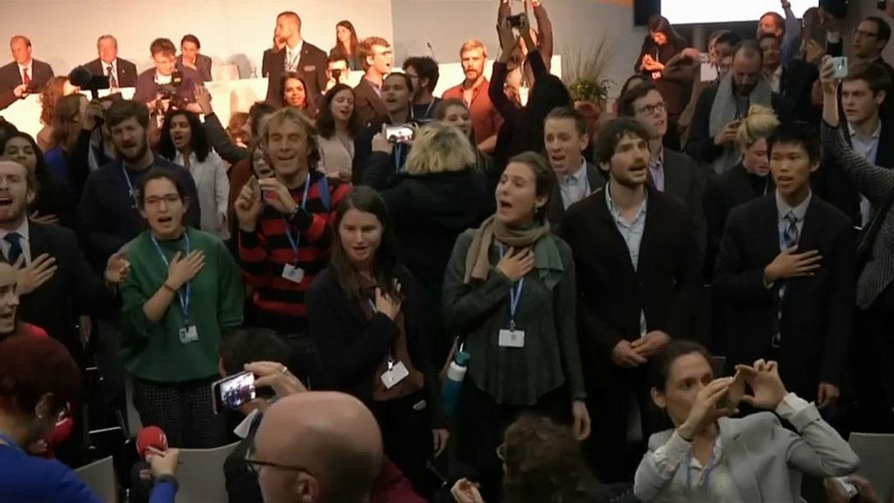 #COP23: Mit Gesang gegen die US-Kohle-Lobby