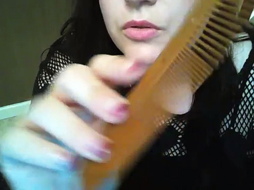 ASMR RP - VIRTUAL HAIRCUT - LONG HAIR TO SHORT HAIR TINGLES AND RELAX . SCISSORS SOUNDS