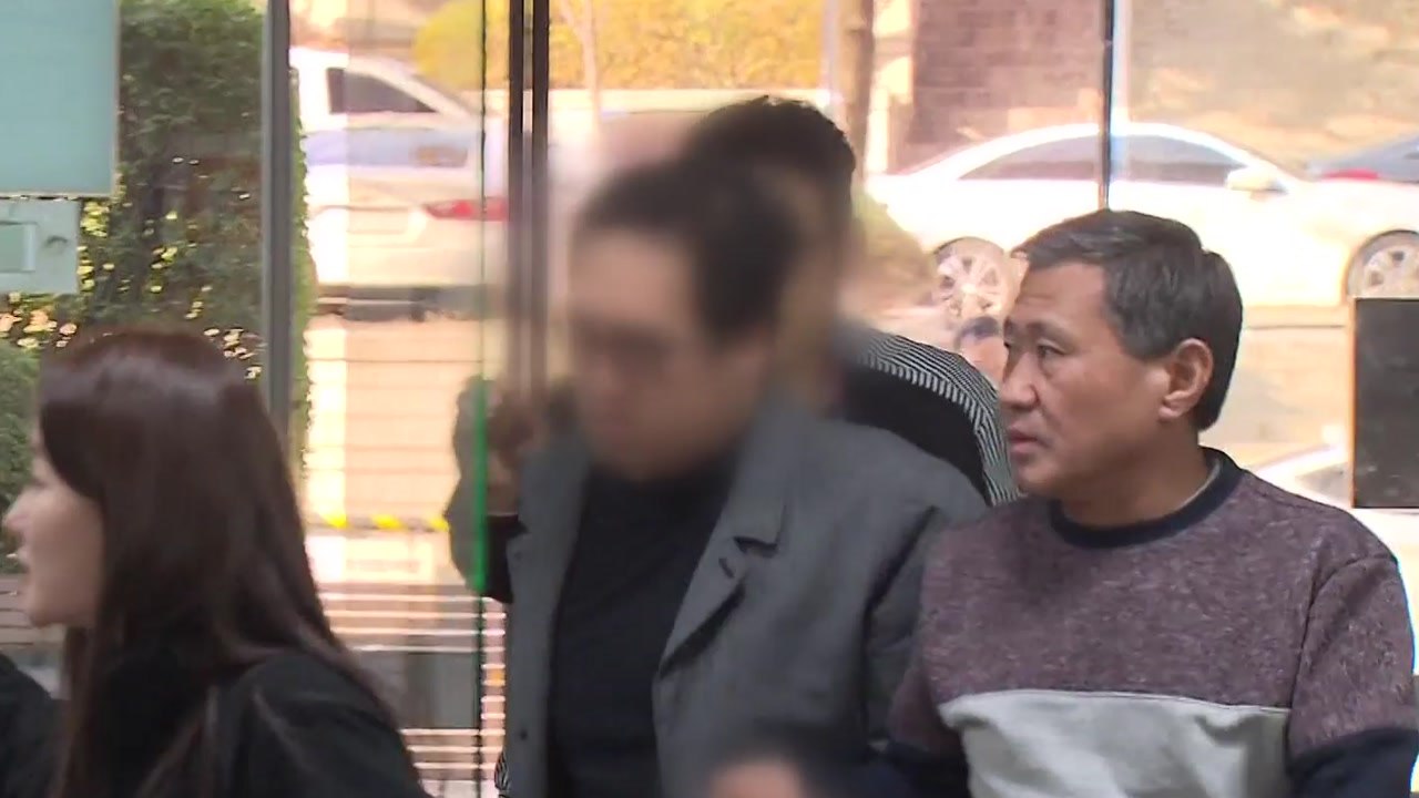 '자금 세탁' e스포츠협회 사무총장 긴급체포...전병헌 소환 시기 검토 / YTN
