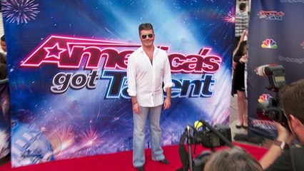 Simon Cowell in No Longer Smoking 80 Cigarettes a Day