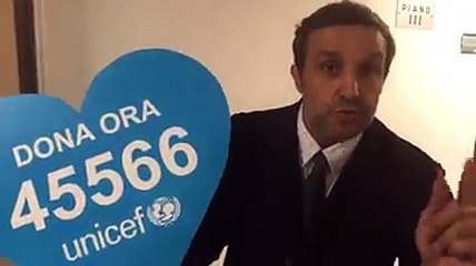 Flavio Insinna e il progetto "Prodigi 2017", una collaborazione davvero speciale tra Rai e Unicef: DONIAMO!