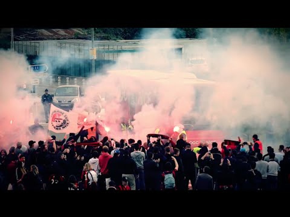 Nice - Reims : l'arrivée du bus des Aiglons