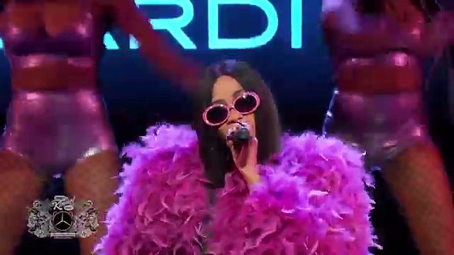Cardi B Performs Bodak Yellow