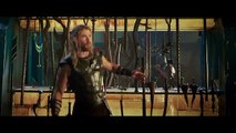 Chris Hemsworth Shares EXCLUSIVE Thor: Ragnarok Clip