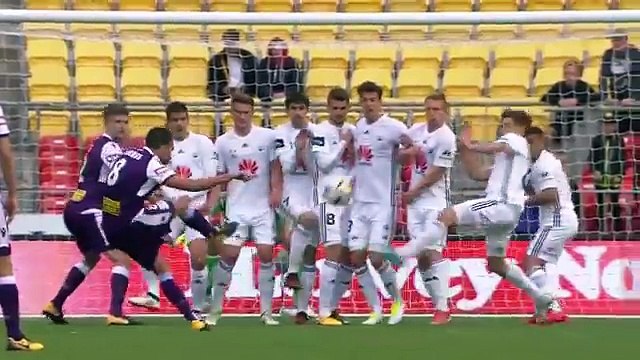 Wellington Phoenix 5:2 Perth Glory (Australian A-League. 12 November)