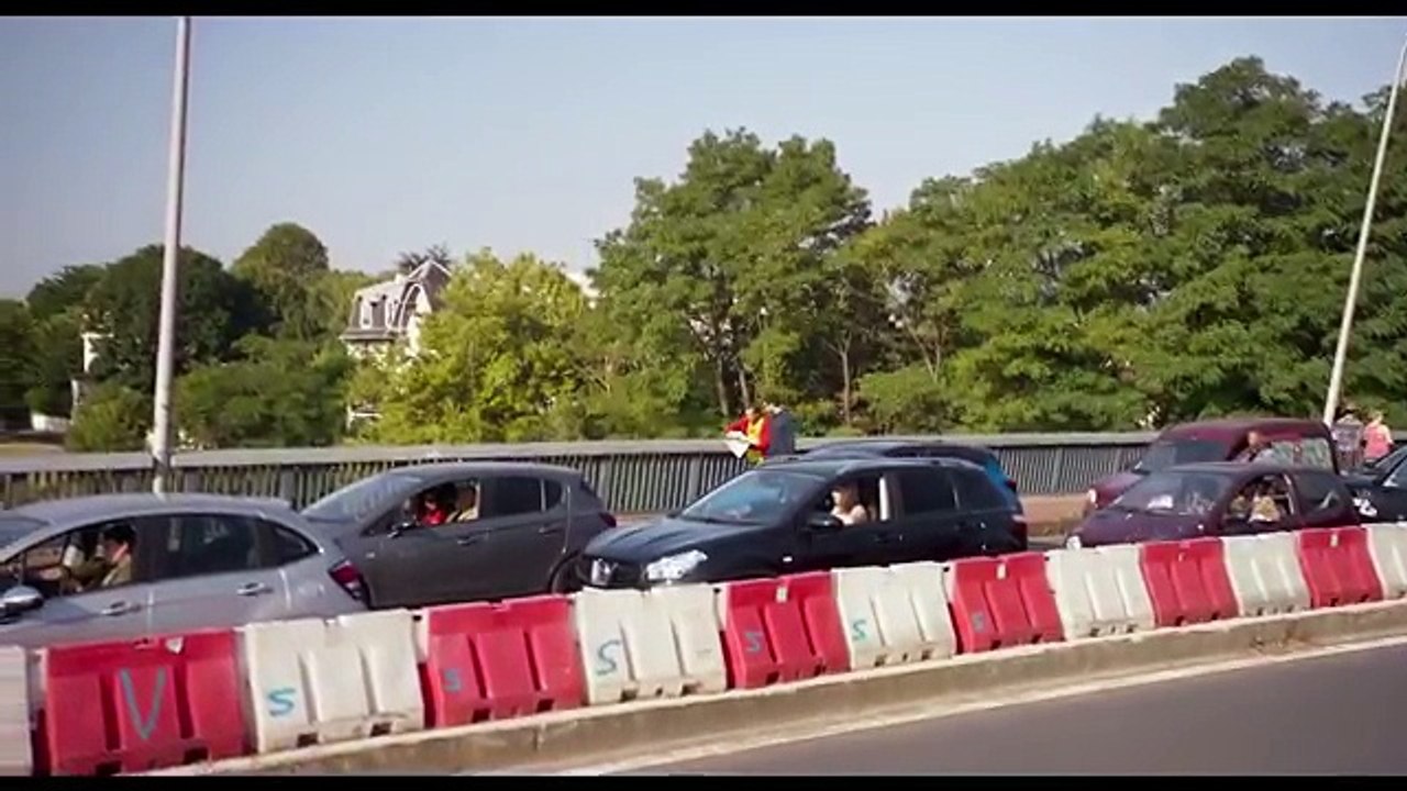 EPOUSE MOI MON POTE Extrait ✩ Tarek Boudali, Philippe Lacheau, Comédie Française (2017