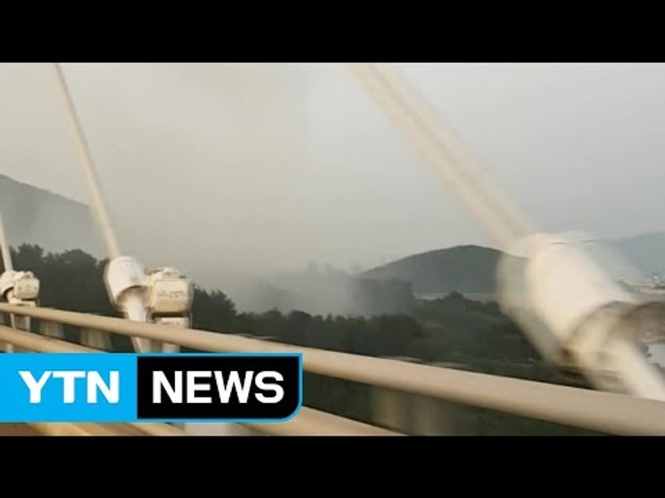 여수 조립식 건물 화재 산불로 번져...500㎡ 피해 / YTN