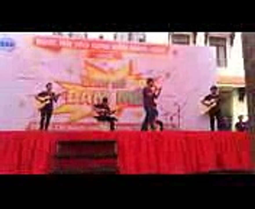 TÂN SINH VIÊN 2016 - ĐH SÀI GÒN - nhạc phim SIÊU NHÂN CUỒNG PHONG