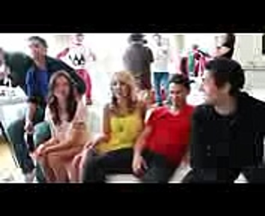 Power Rangers Megaforce Cast Singing Tensou Sentai Goseiger Theme Song