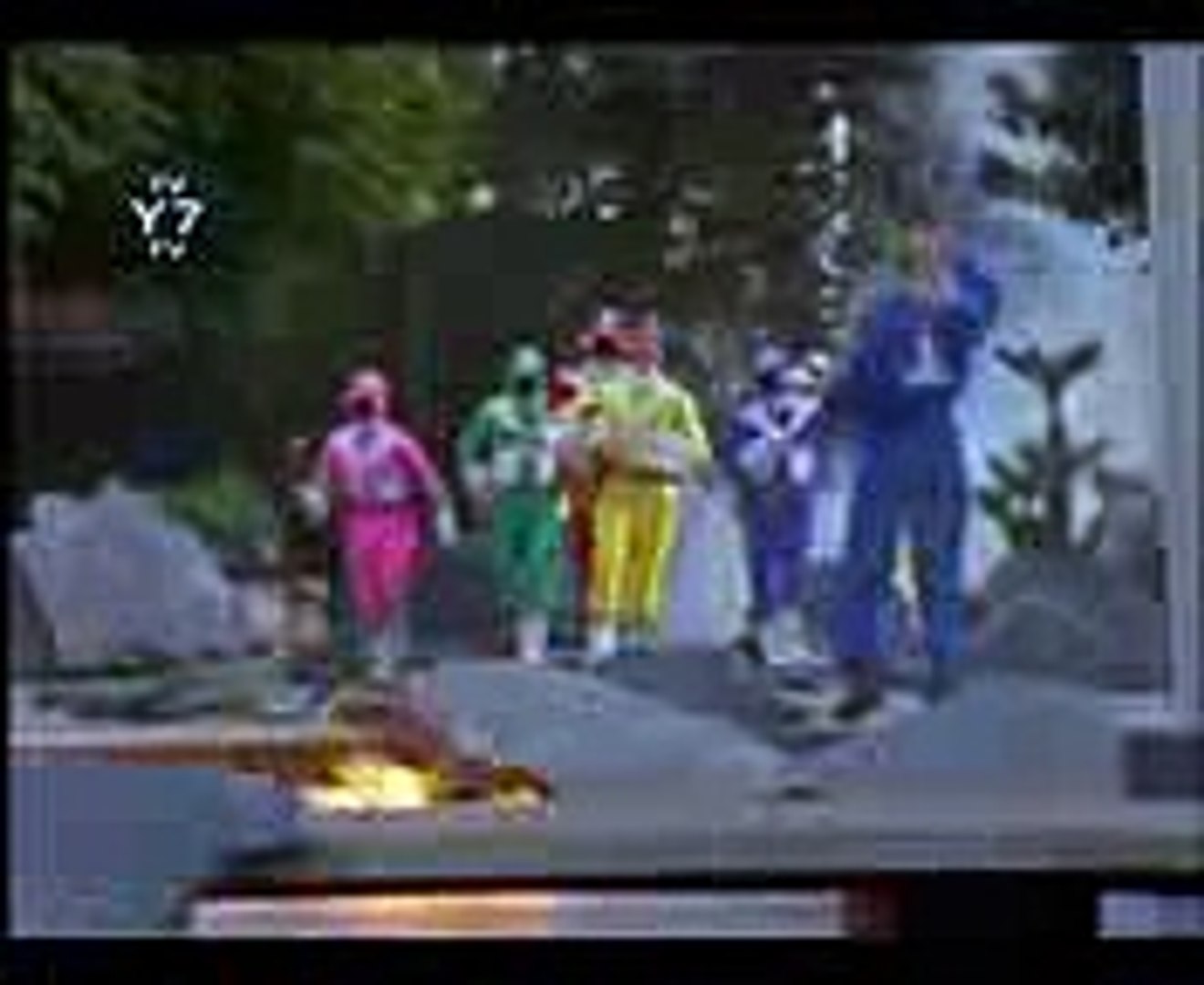 ⁣Power Rangers Lightspeed Rescue - Nancy meets the Power Rangers