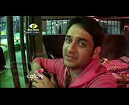 Vikas Gupta's SECRET With Famous BOLLYWOOD ACTRESS Goes VIRAL Bigg Boss 11