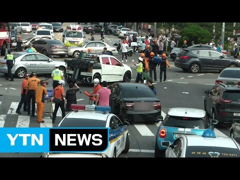 횡단보도 보행자 치고 질주...3명 사망·14명 부상 / YTN (Yes! Top News)