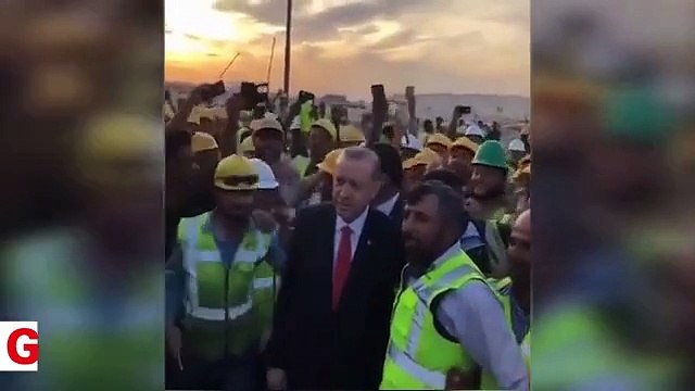 Kuveyt'teki Türk işçilerden Cumhurbaşkanı Erdoğan'a sevgi seli! O anlar kamerada