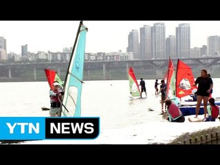 [날씨] 찜통더위 속 밤까지 곳곳 소나기...내일 더 덥다 / YTN (Yes! Top News)