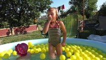 Learn Colors with Baby ORANGE Pool for Children Song Finger Family Nursery Rhymes for kids Colours-6CQQ0RBcsXo
