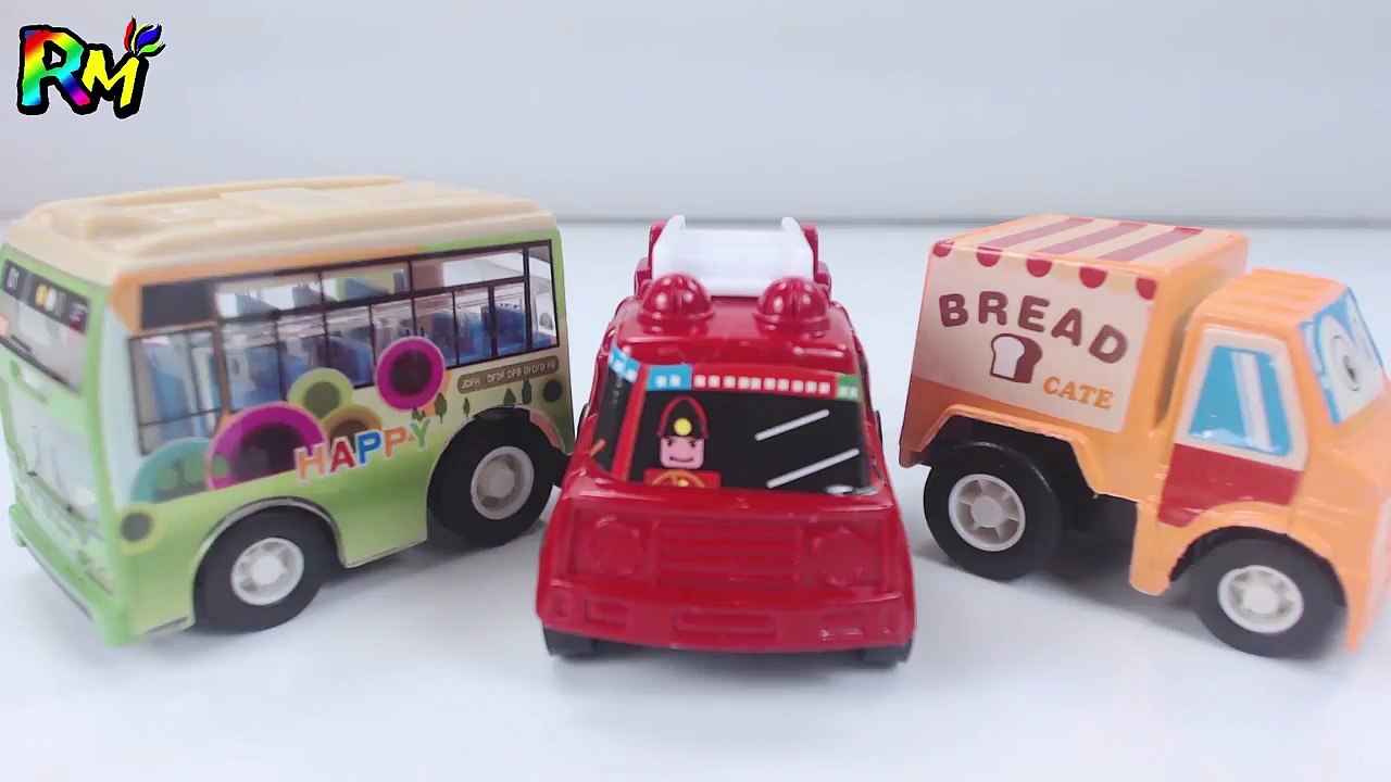 Learn Shapes Foam Clay Surprise Egg Colors for kids Finger family Song Johny Johny Yes Papa-ZyF0tudrQLA