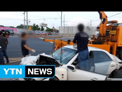 승용차·SUV 사고로 2명 사망·4명 부상 / YTN (Yes! Top News)