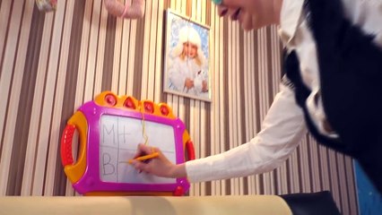 Вредные Детки В ШКОЛЕ БИТВА с училкой BAD BABY School Fail Видео Для Детей От Merry Margo-GZ_vSsPRs6s