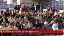 Mudanyalı Çocuklar Sahilde Kitap Okudu