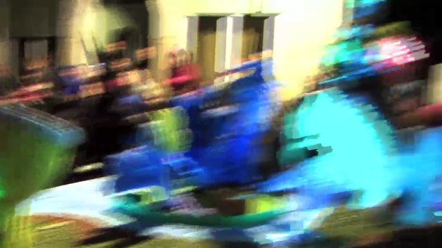 Revivez l'intrégralité du défilé des chars illuminés !