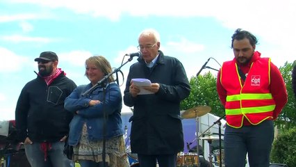 Le discours du député-maire de Martigues Gaby Charroux.