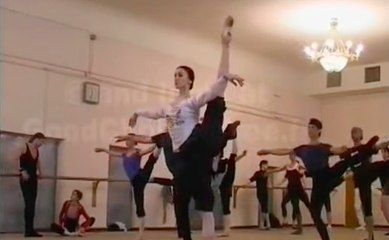 Svetlana Zakharova in class