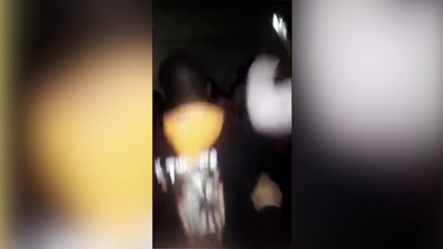 Cuando la fiesta se va de madre y acabas en el salón de tu vecino