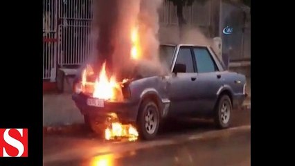 Seyir halindeki otomobil alev topuna döndü