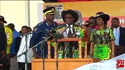 Zimbabwe ke President Aur Army Chief Kay Darmian Kasmaksh ka Drop Scene