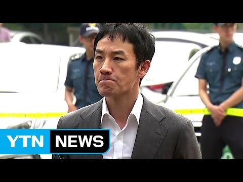 '성폭행 피소' 엄태웅, 경찰 조사 통해 소명할 것 / YTN (Yes! Top News)