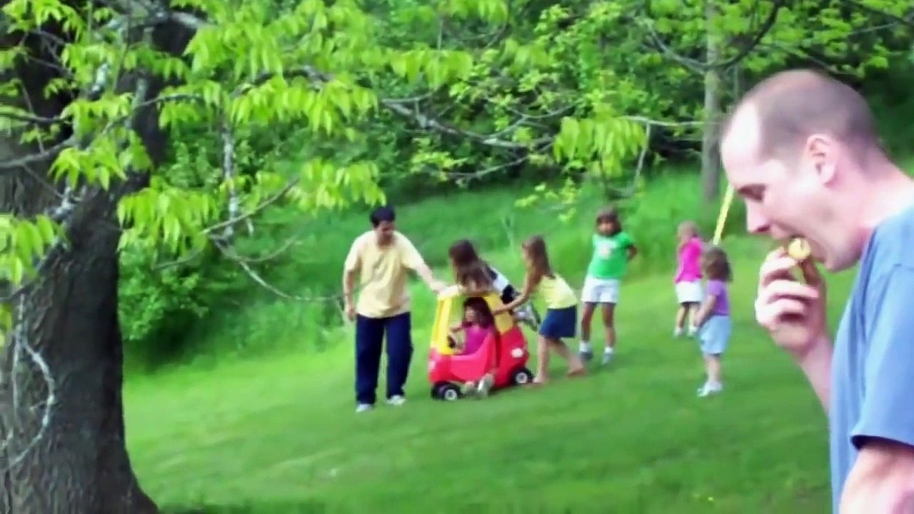 La compilation ultime des papas aux réflexes surhumains