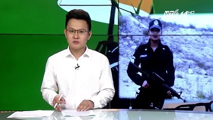 Nữ cảnh sát lộ ngực trần đắt sô mời làm mẫu _ VTC